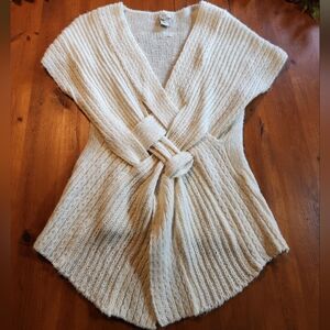Escio Brand cozy knotted Cream Knit Sweater